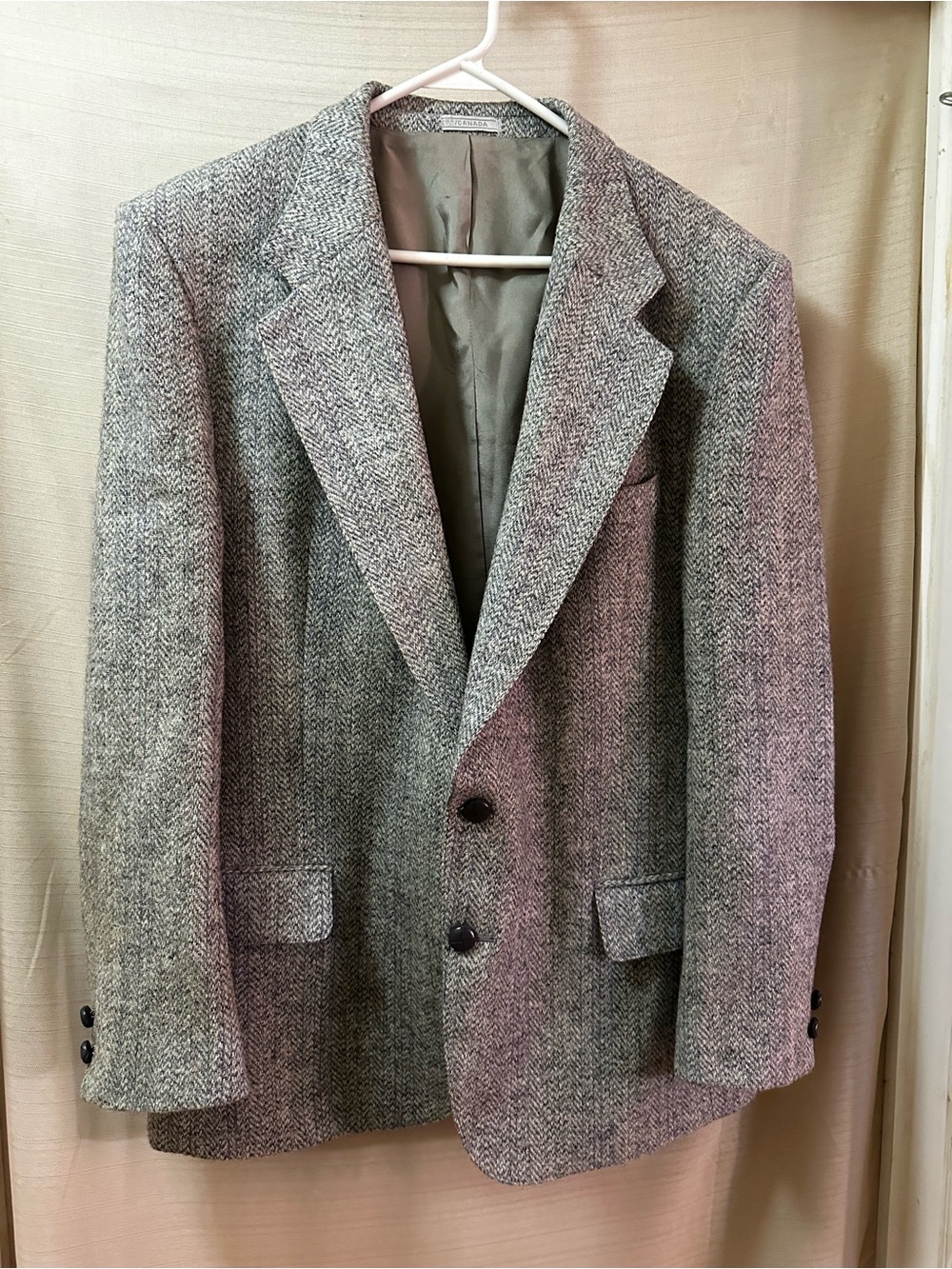 Vintage Harris Tweed Wool Blazer Sport Coat Gray Herringbone Made Scotland